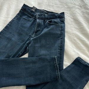 JBrand Jeans